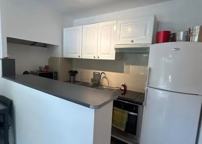 2 Pieces Rdj Proche Apartamento